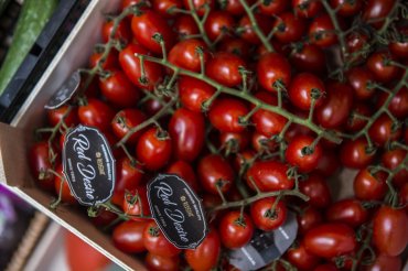 millar general store vine tomatoes - Daniel Cobb - Locally grown